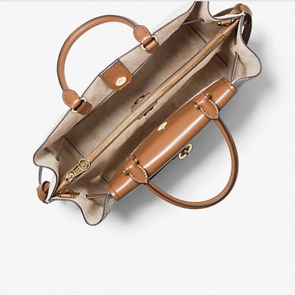 Authentic‎ Michael Kors Hamilton Legacy Large Logo Belted Satchel Vanilla/Acorn - Picture 3 of 8